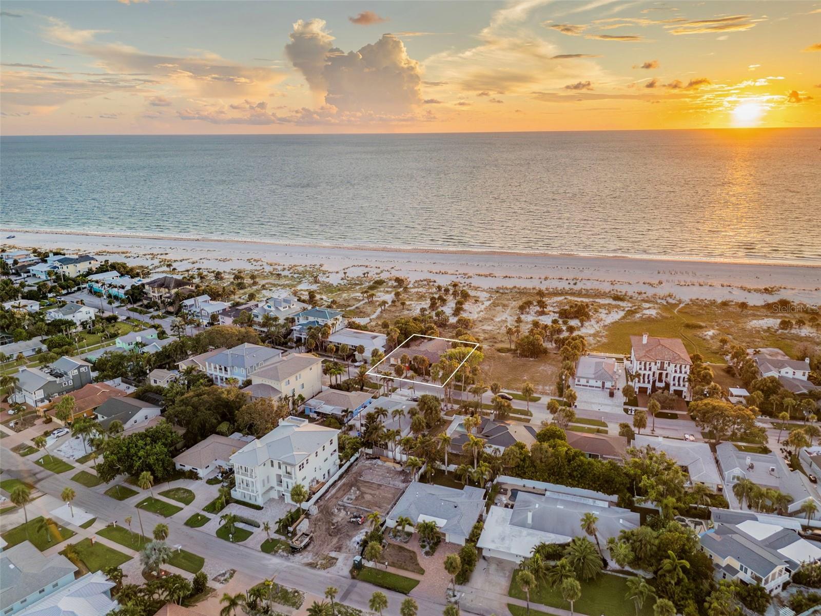 1024 Eldorado, Clearwater Beach, FL 33767