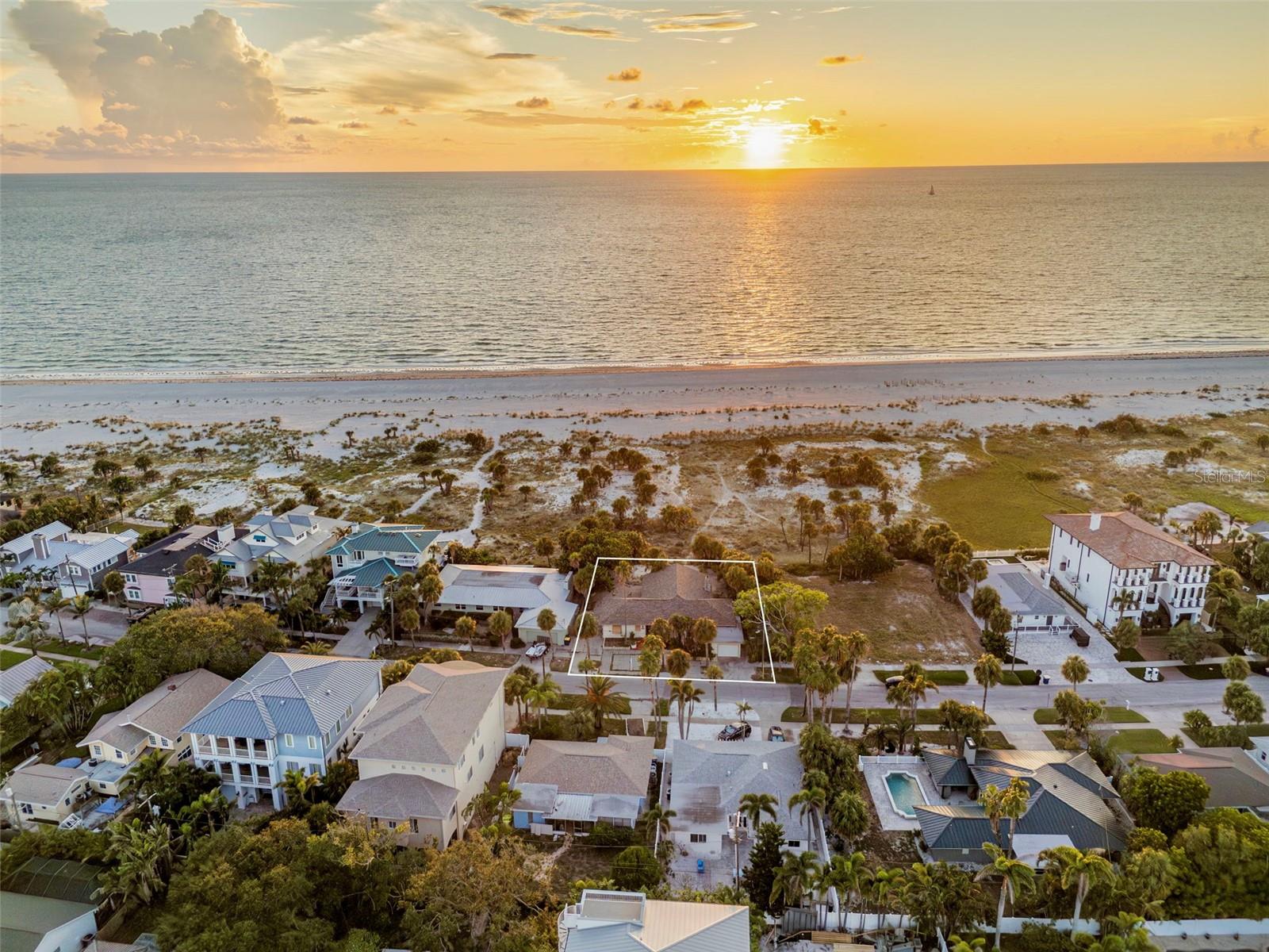 1024 Eldorado, Clearwater Beach, FL 33767