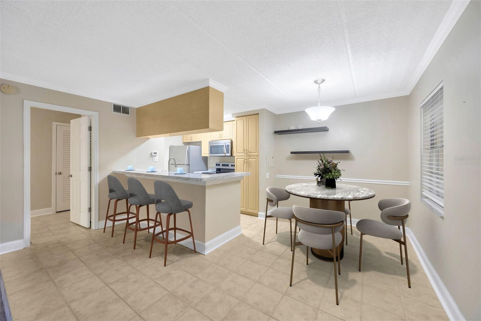 5305 San Sebastian Unit 127, Tampa, FL 33609