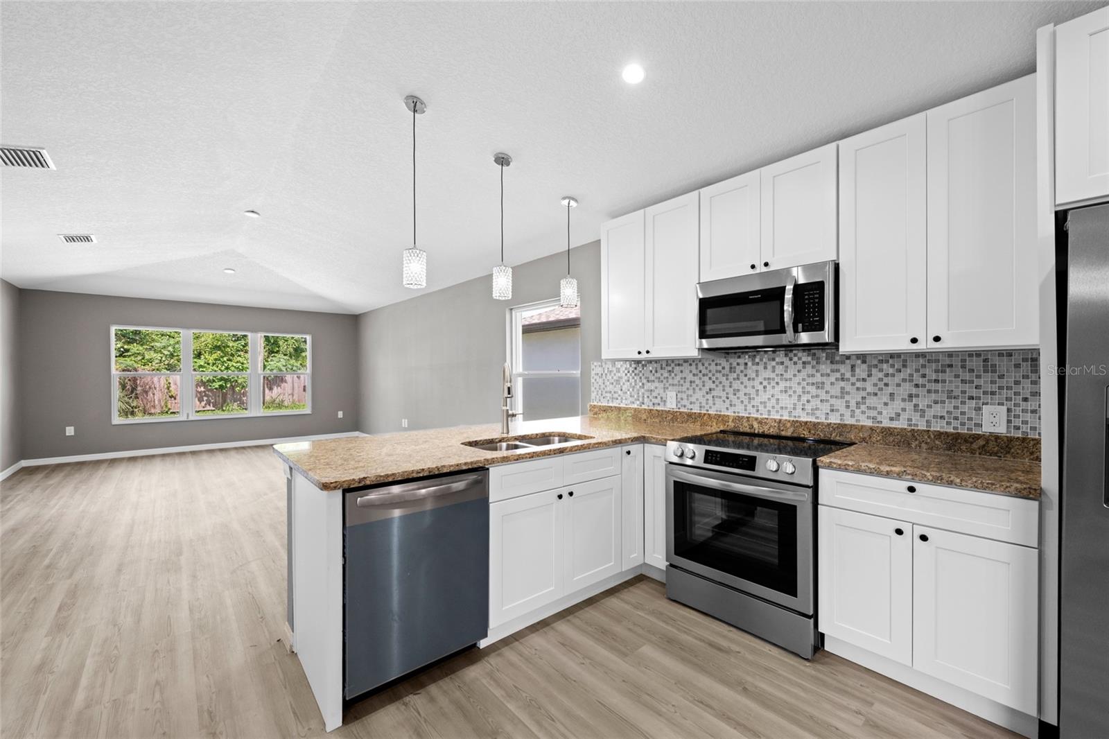 3908 Walnut, Sarasota, FL 34234