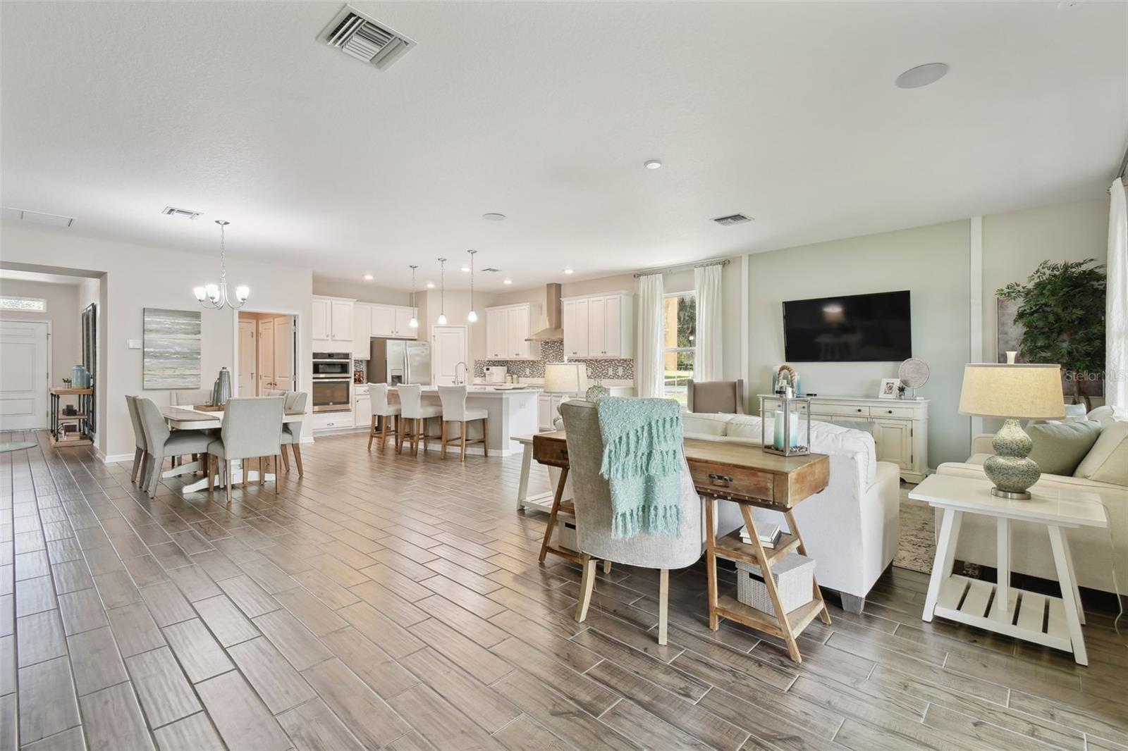 19717 Fort King, Brooksville, FL 34601