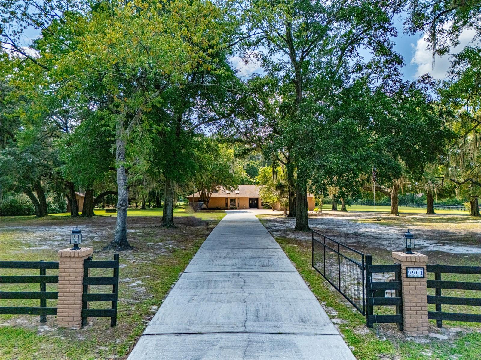 9901 67th, Ocala, FL 34476