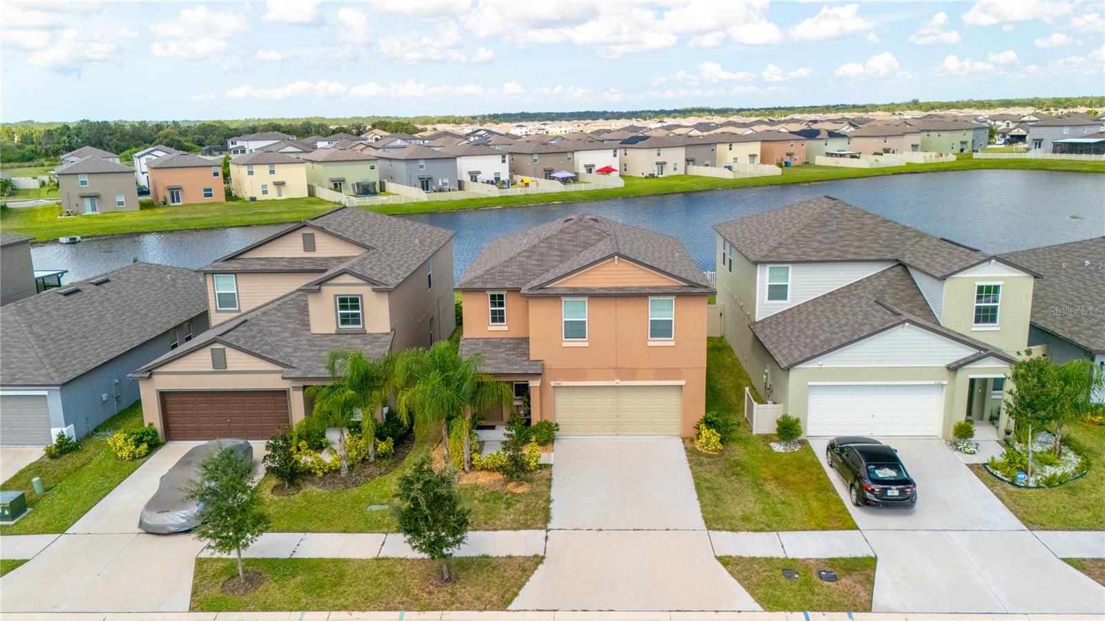 5545 Blue Azure, Wimauma, FL 33598