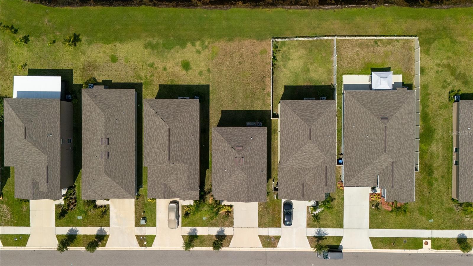5545 Blue Azure, Wimauma, FL 33598