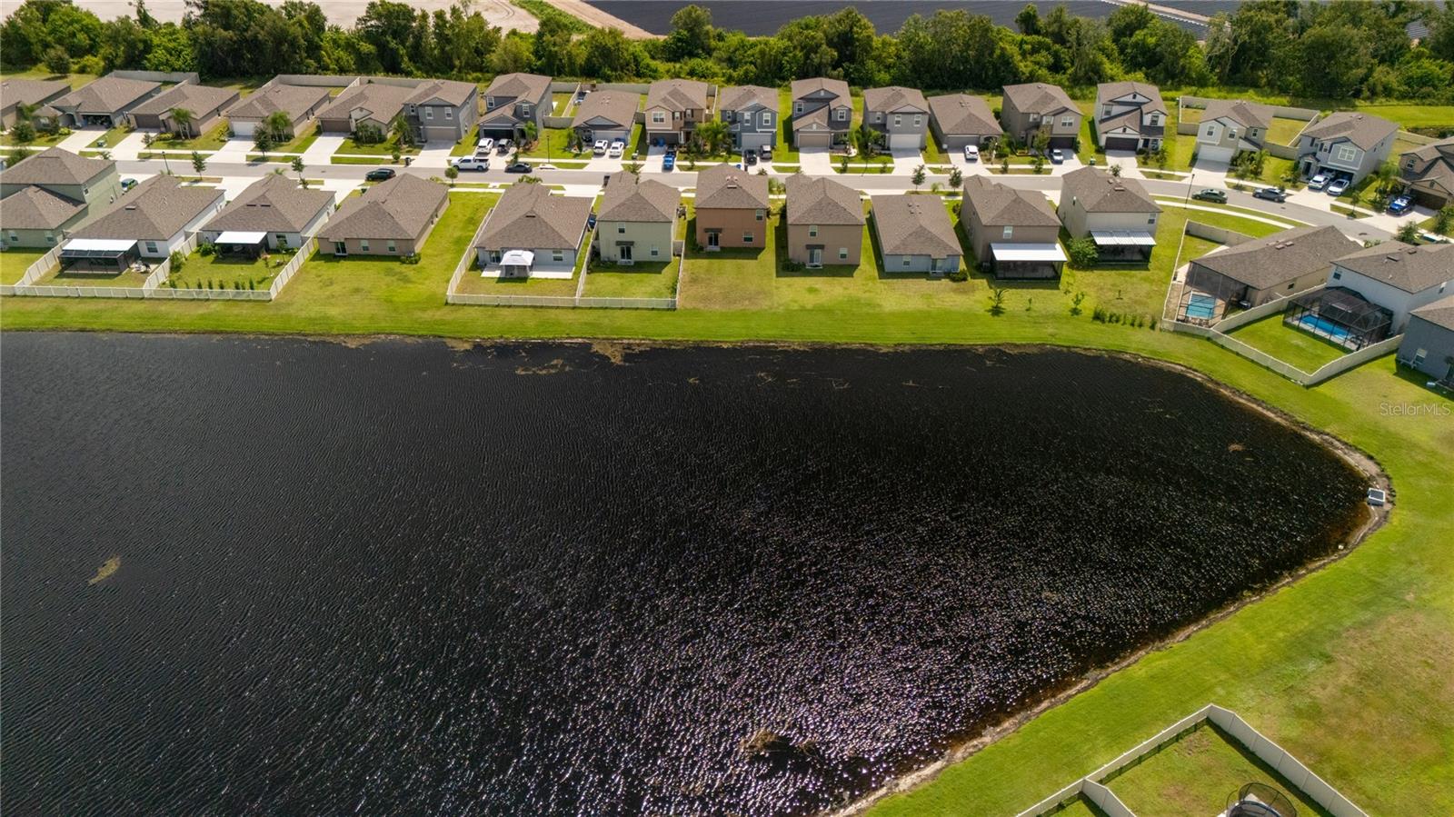 5545 Blue Azure, Wimauma, FL 33598