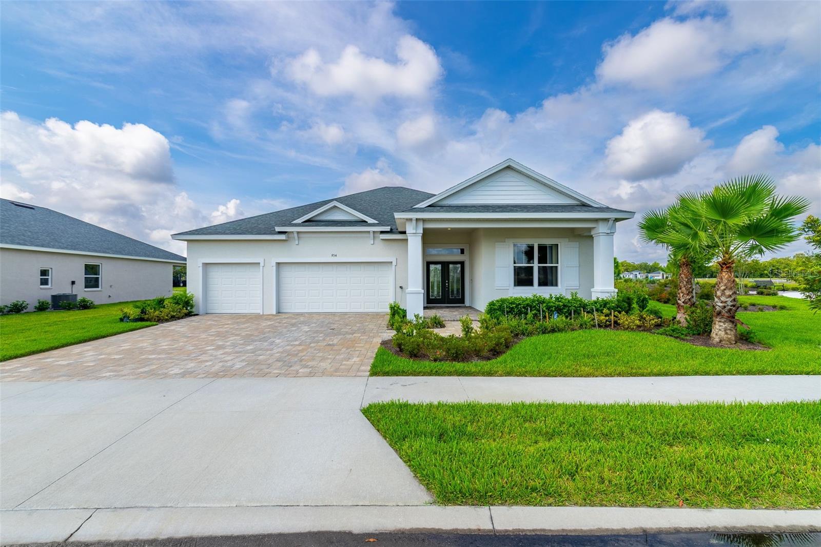 954 Megano, Deland, FL 32724