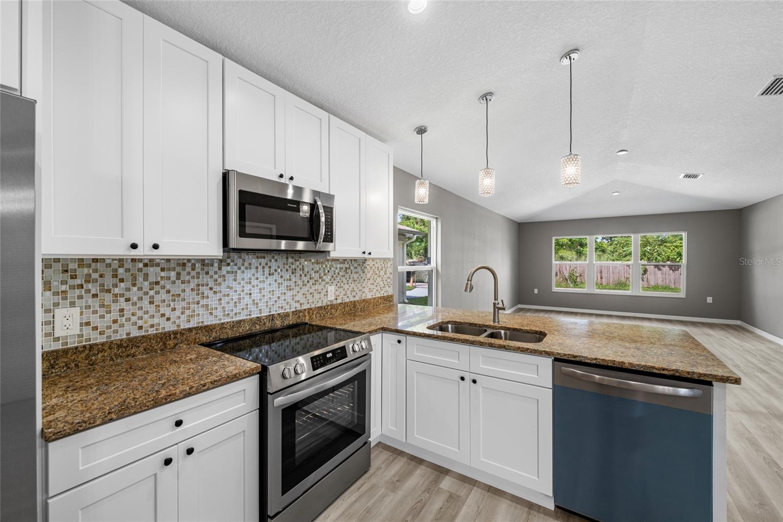 3914 Walnut, Sarasota, FL 34234