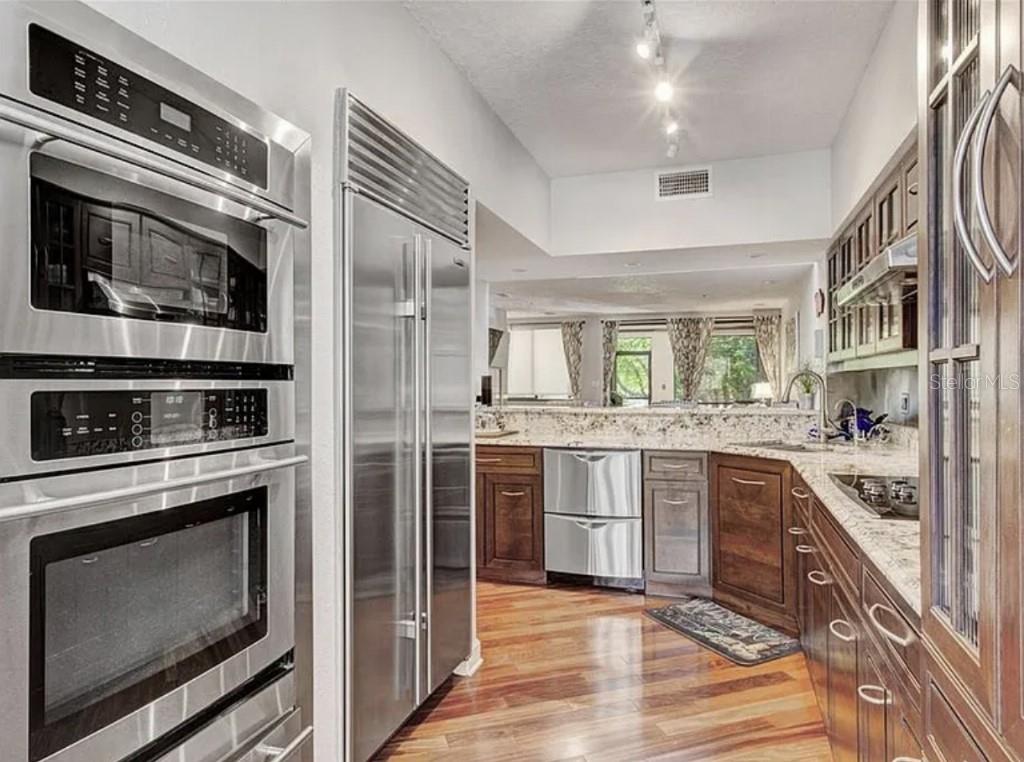 1926 Harbourside Unit 1302, Longboat Key, FL 34228