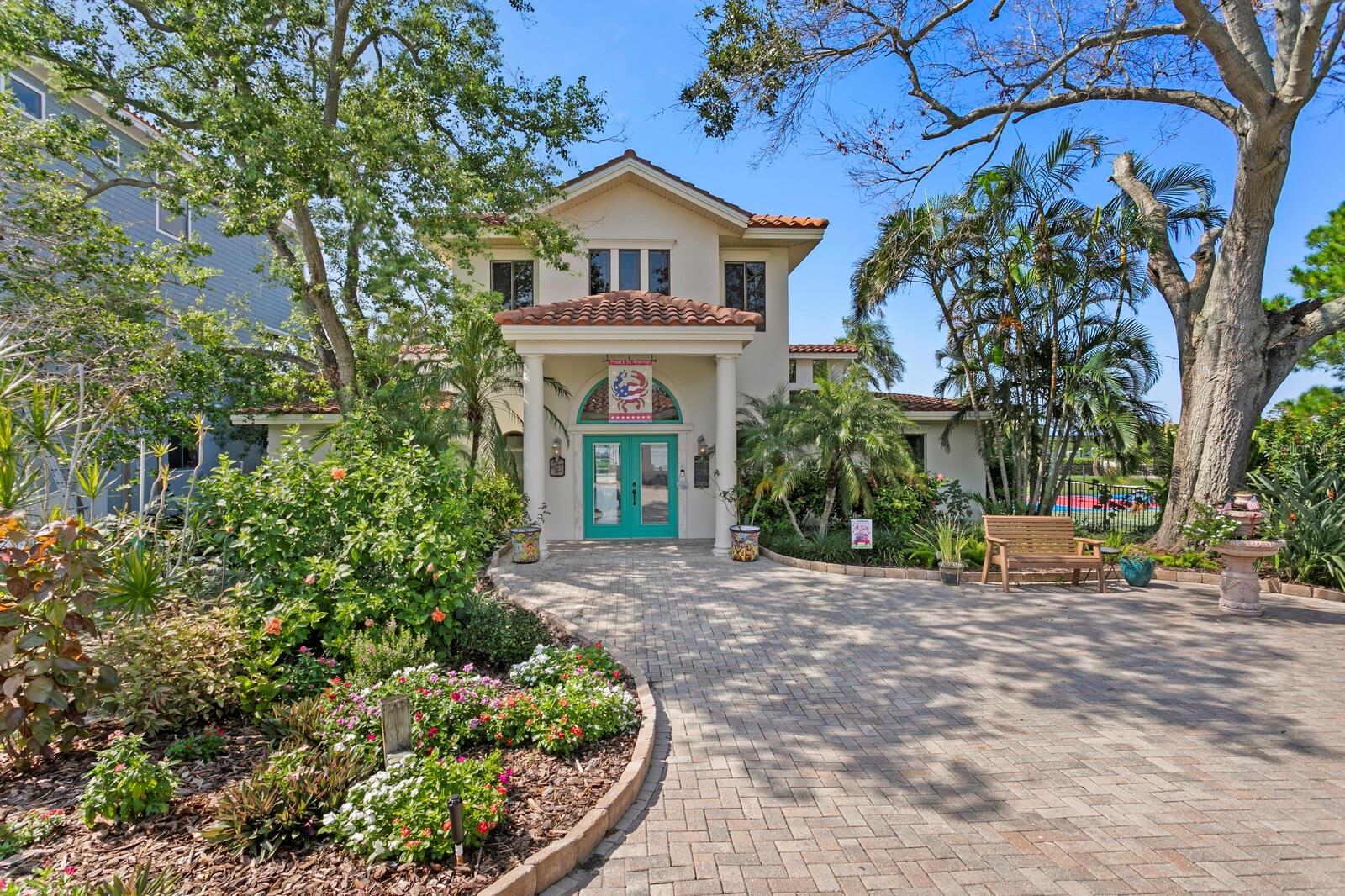 1632 Sea Breeze, Tarpon Springs, FL 34689