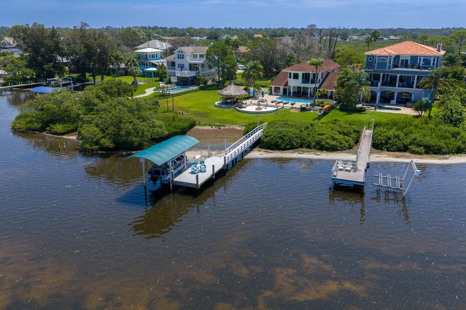 1632 Sea Breeze, Tarpon Springs, FL 34689