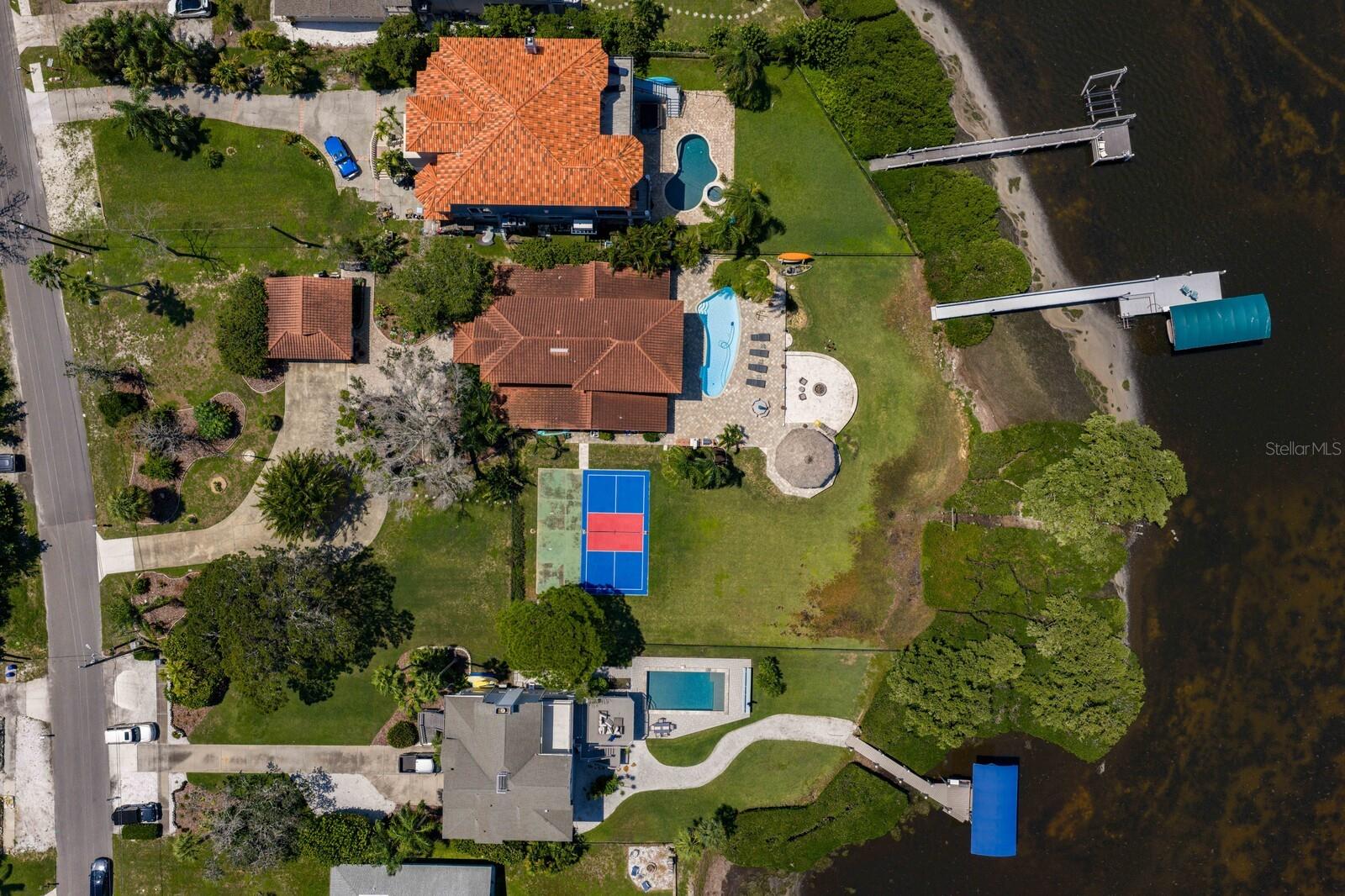 1632 Sea Breeze, Tarpon Springs, FL 34689