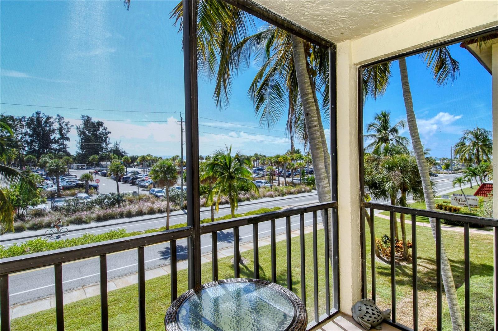 925 Beach Unit 310, Sarasota, FL 34242