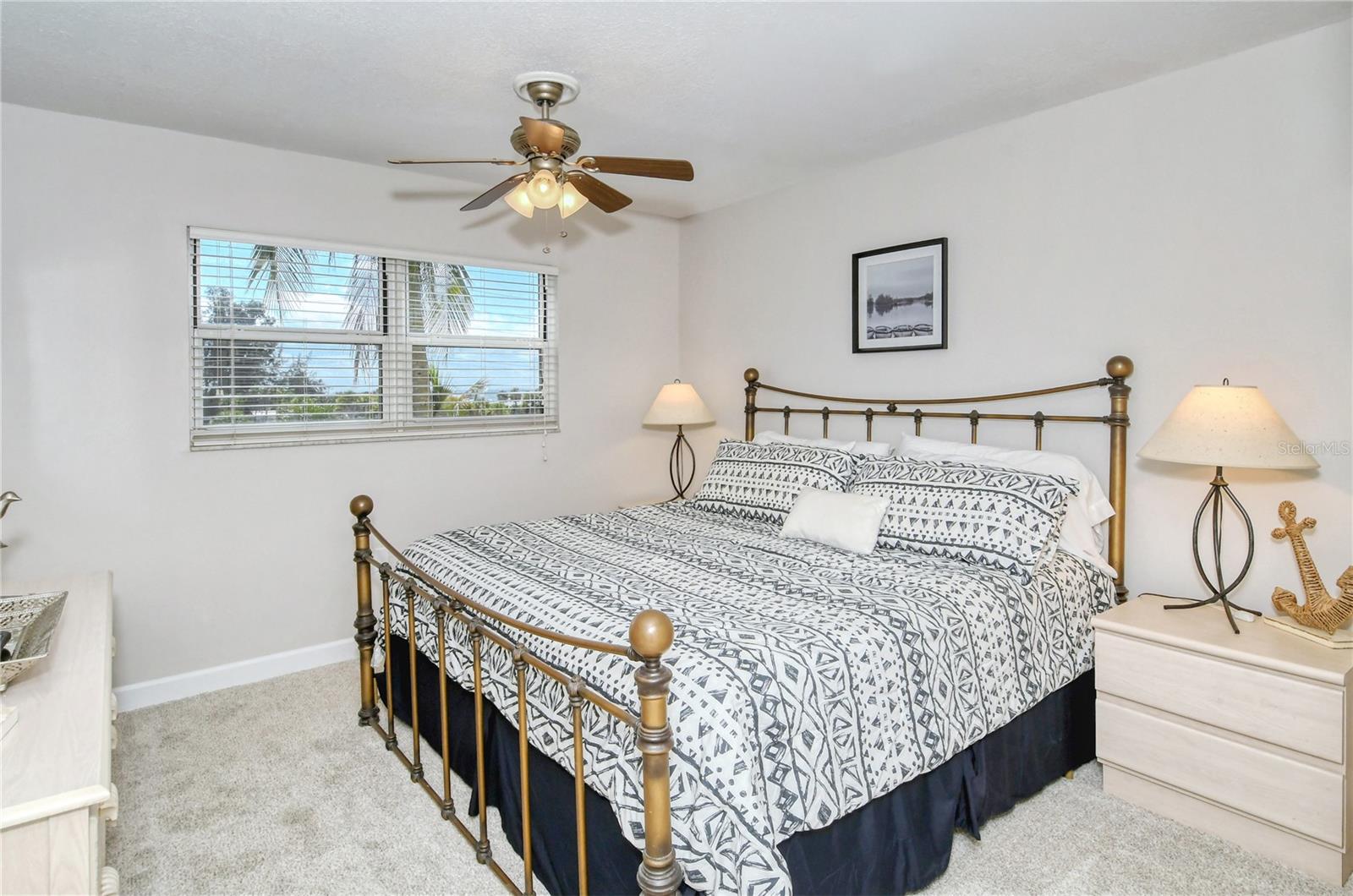 925 Beach Unit 310, Sarasota, FL 34242