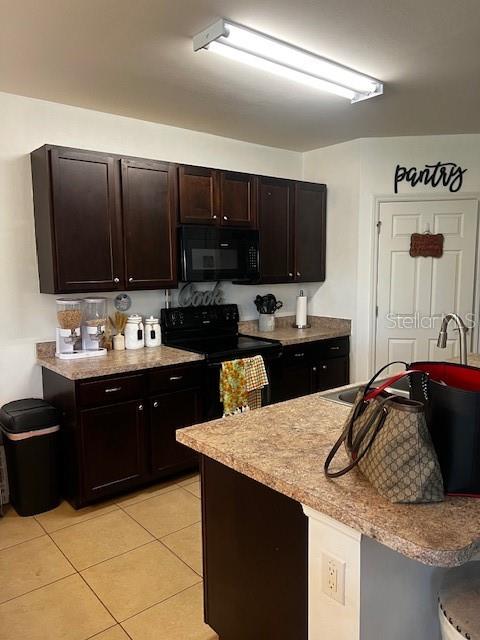 3449 Acapulco, Cape Coral, FL 33909
