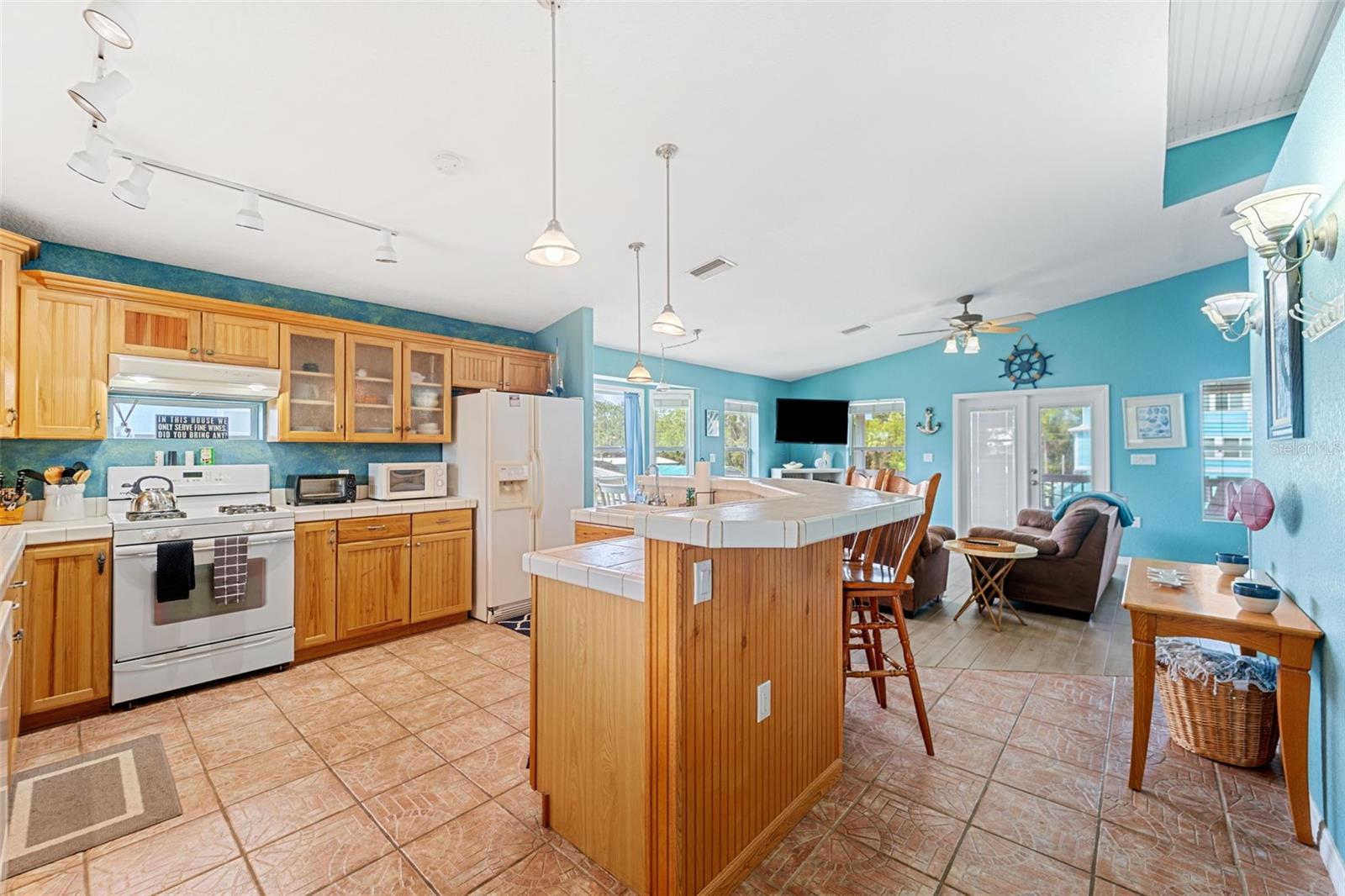 2730 Comanche, Crystal River, FL 34429