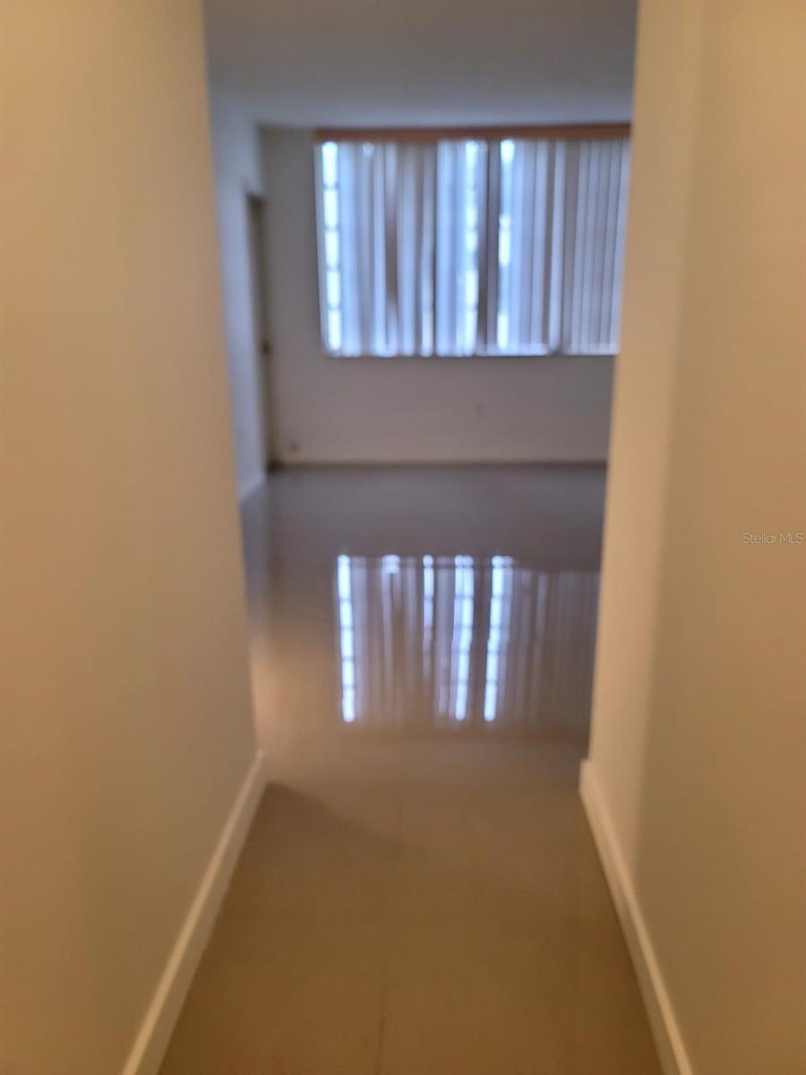 1690 191st Unit 315, Miami, FL 33179