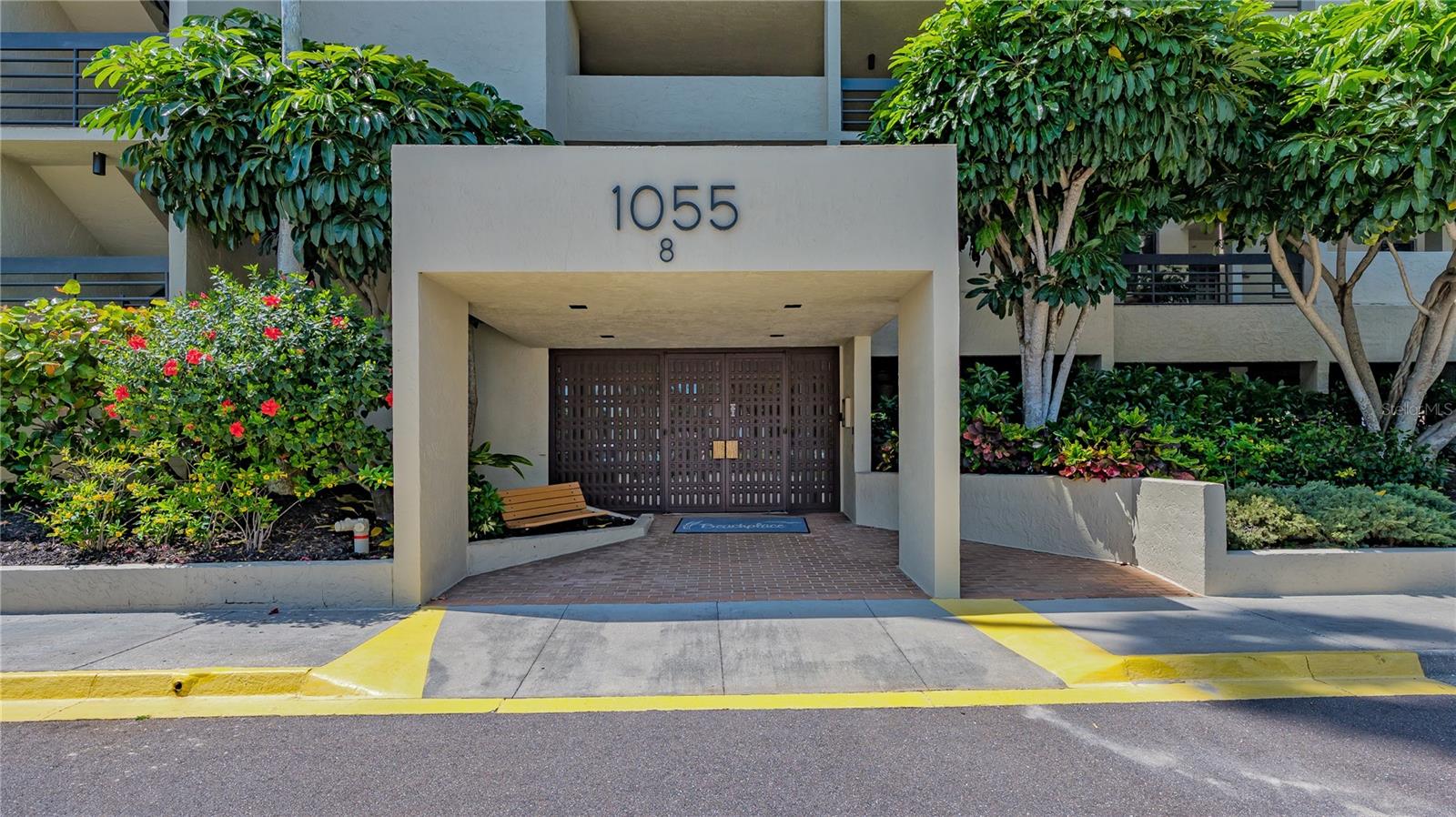 1055 Gulf of Mexico Unit 504, Longboat Key, FL 34228