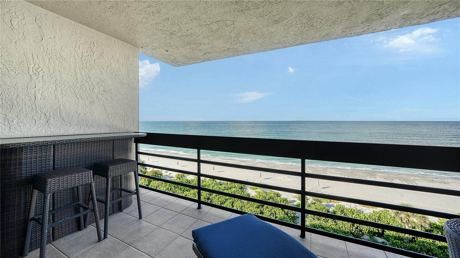 1055 Gulf of Mexico Unit 504, Longboat Key, FL 34228