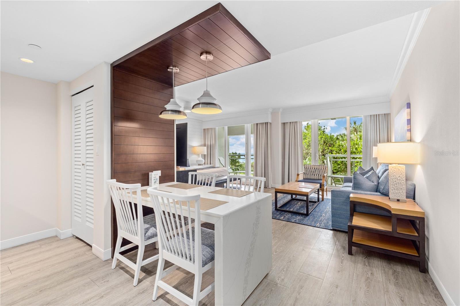 240 Sands Point Unit 4102, Longboat Key, FL 34228