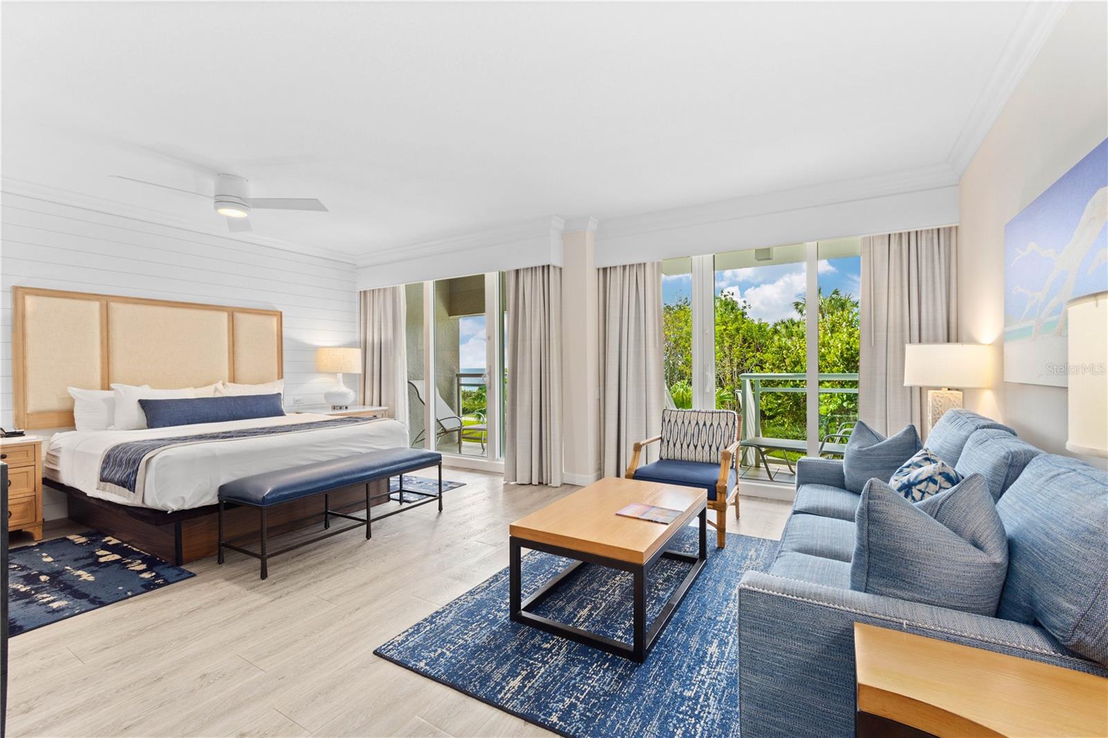 240 Sands Point Unit 4102, Longboat Key, FL 34228