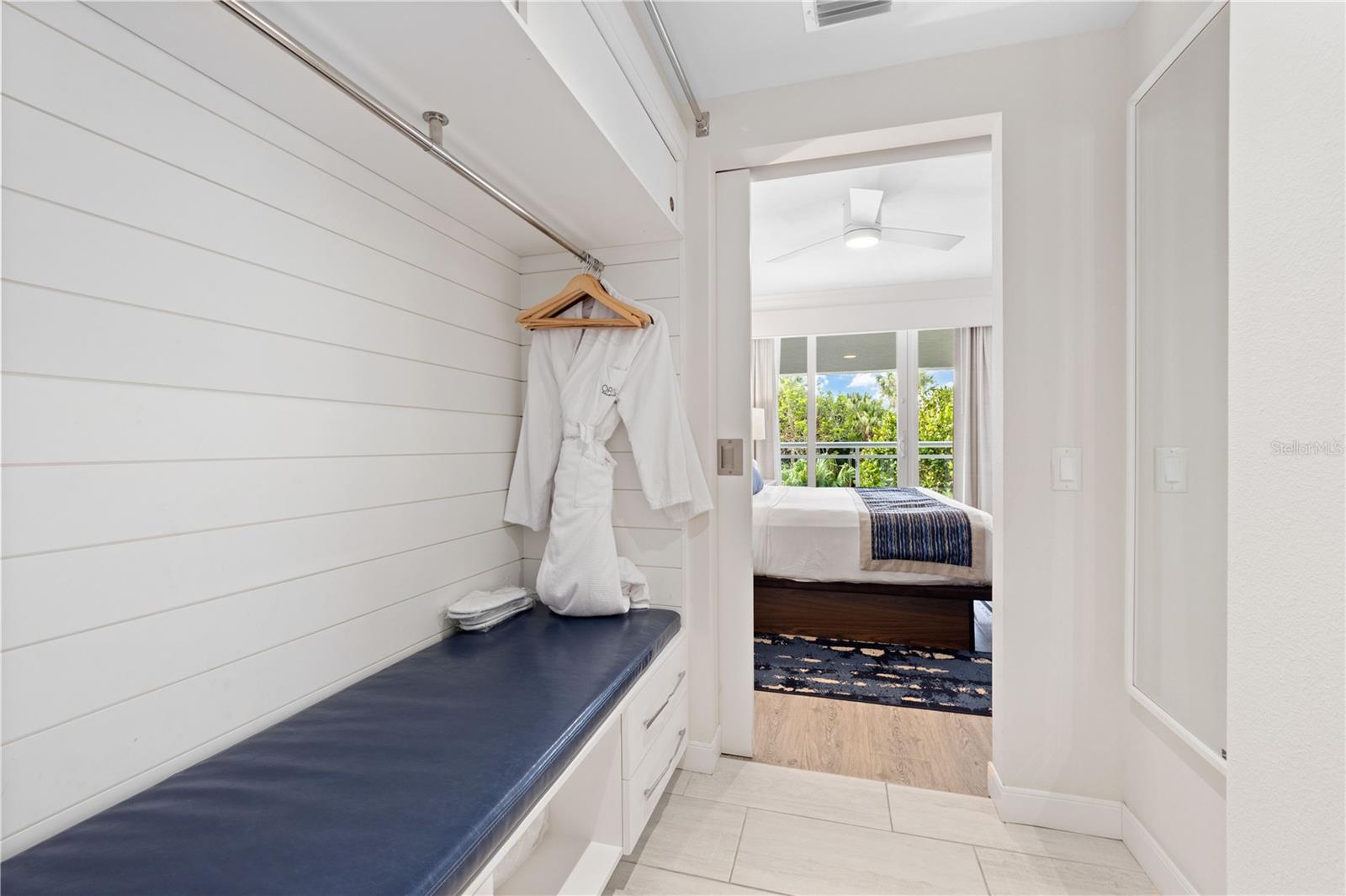 240 Sands Point Unit 4102, Longboat Key, FL 34228