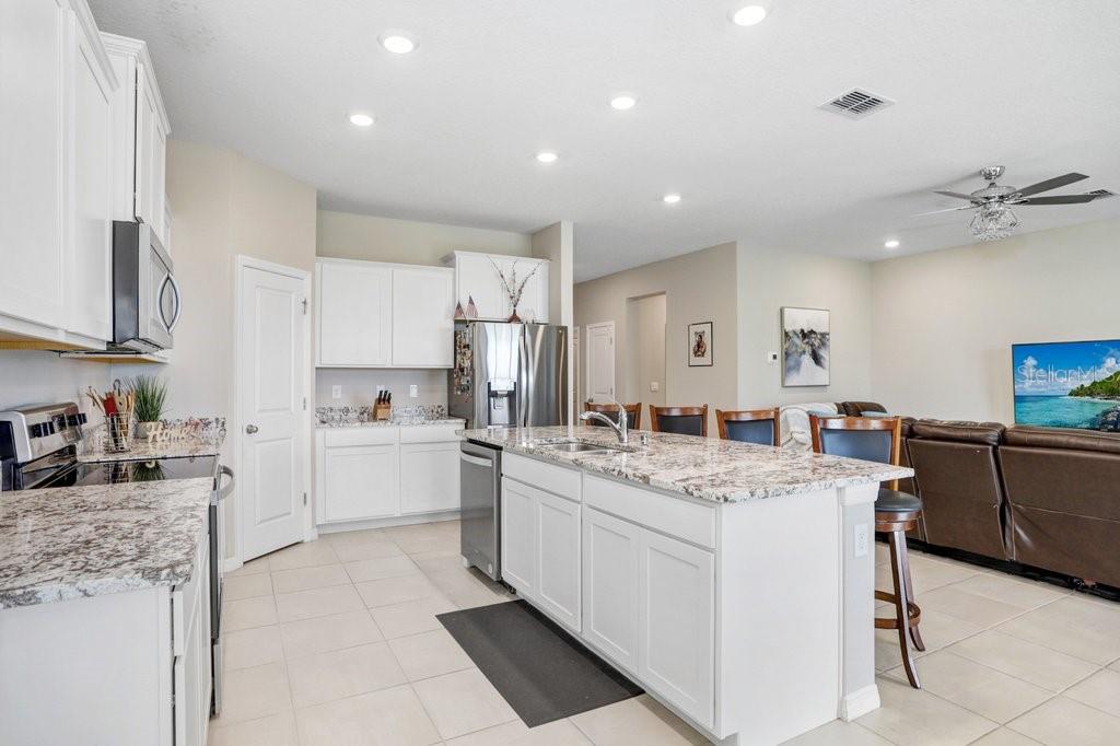 4013 Lively Coral, Bradenton, FL 34208