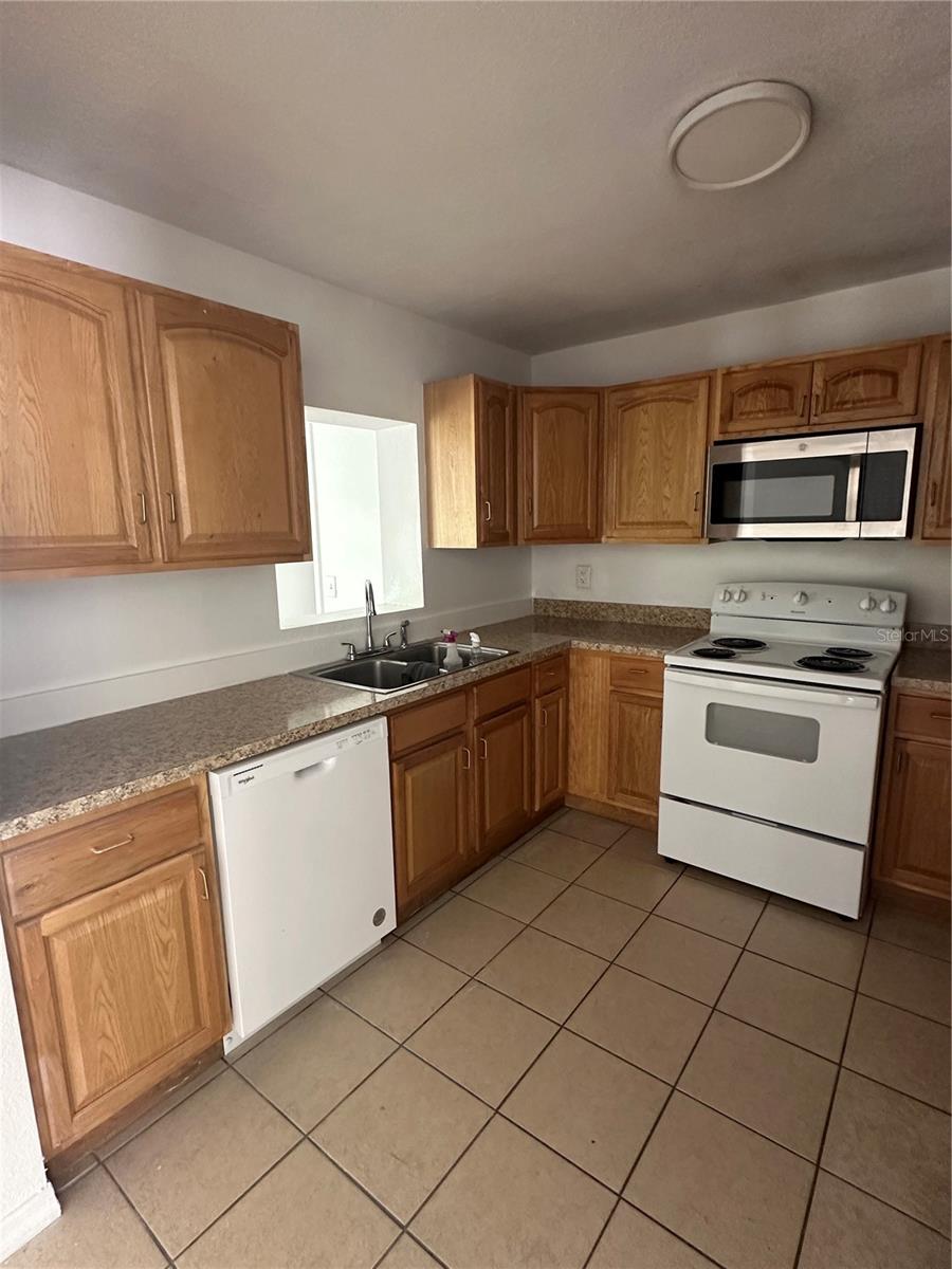 651 Lorraine, Lake Wales, FL 33853