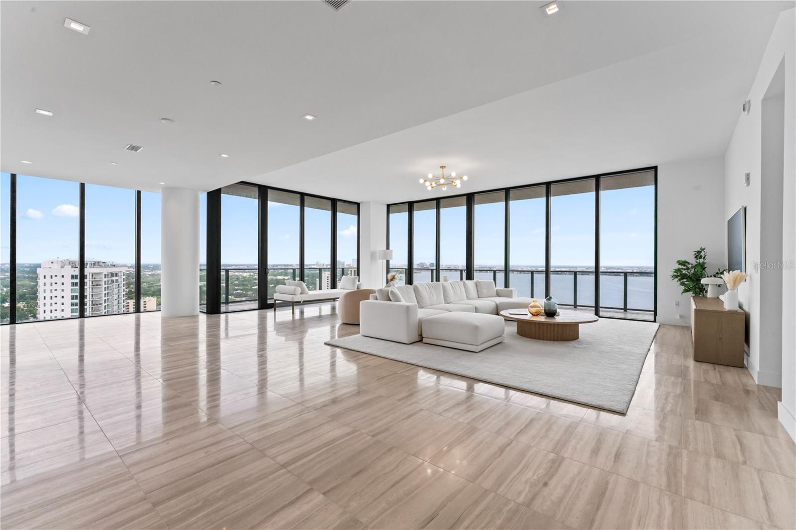 3101 Bayshore Unit 2501, Tampa, FL 33629