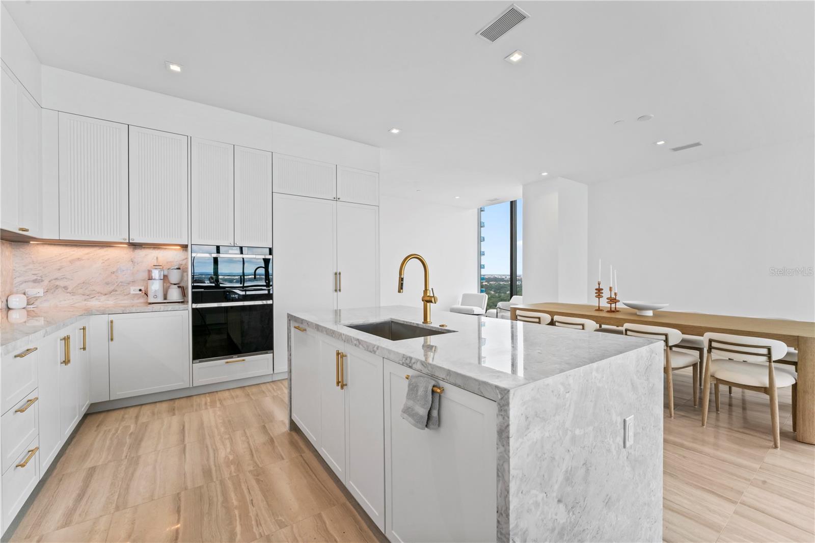 3101 Bayshore Unit 2501, Tampa, FL 33629
