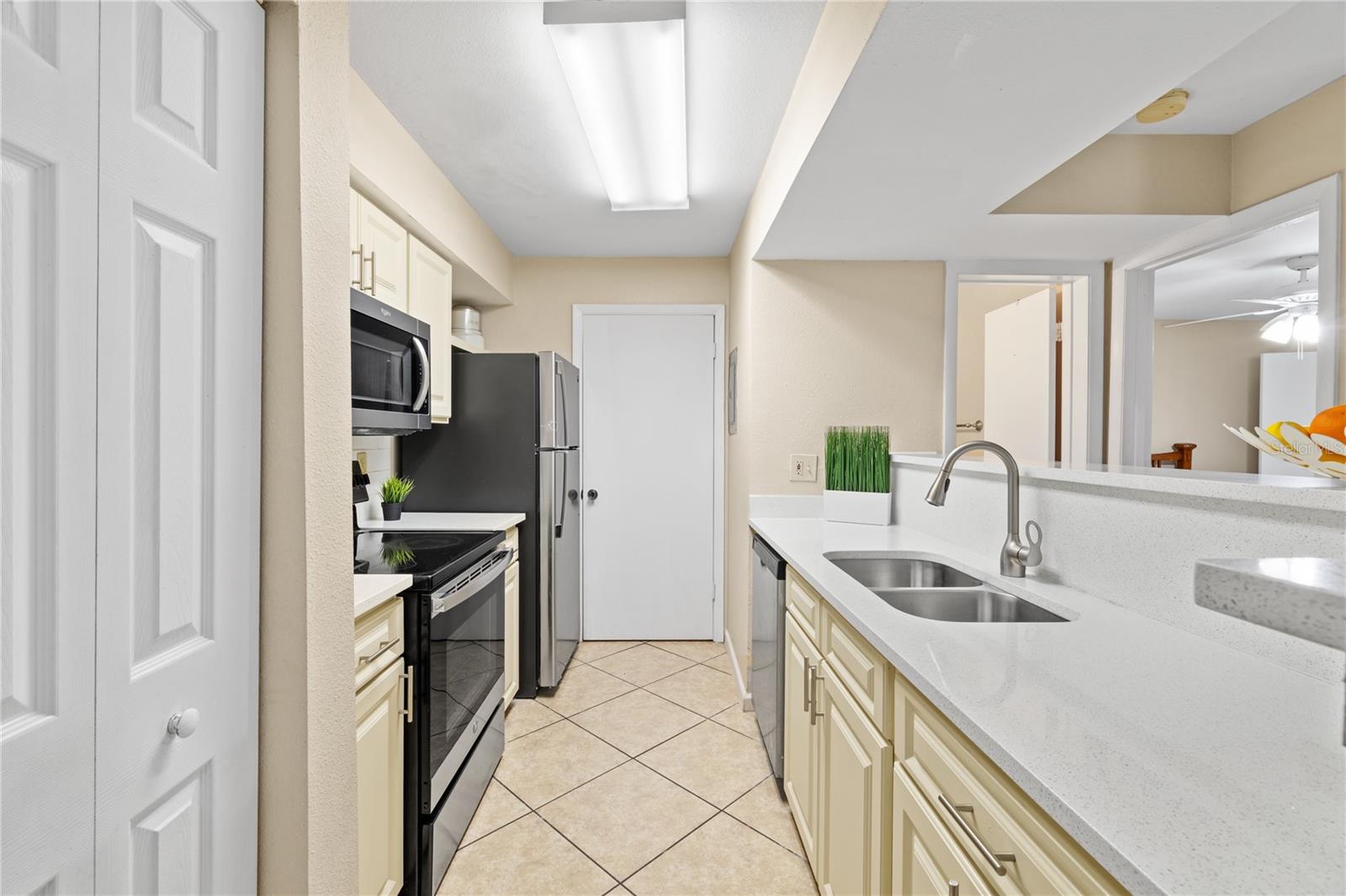 3032 Parkway Unit 208, Kissimmee, FL 34747