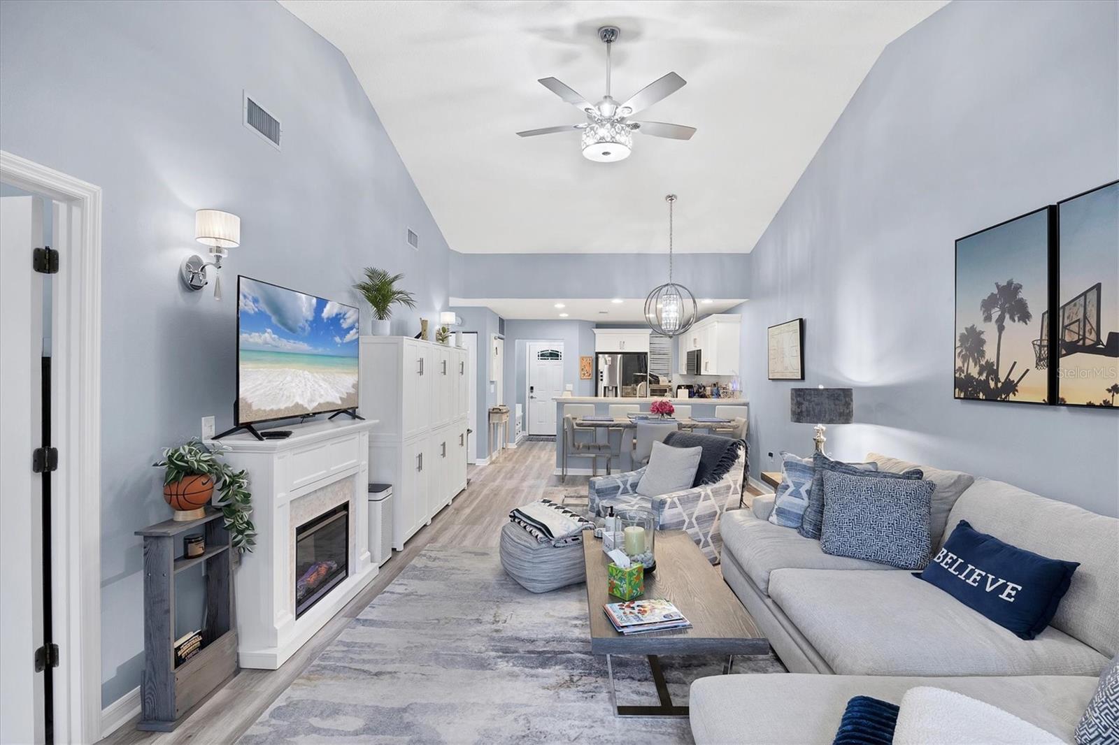 3701 54th Unit 202, Bradenton, FL 34210
