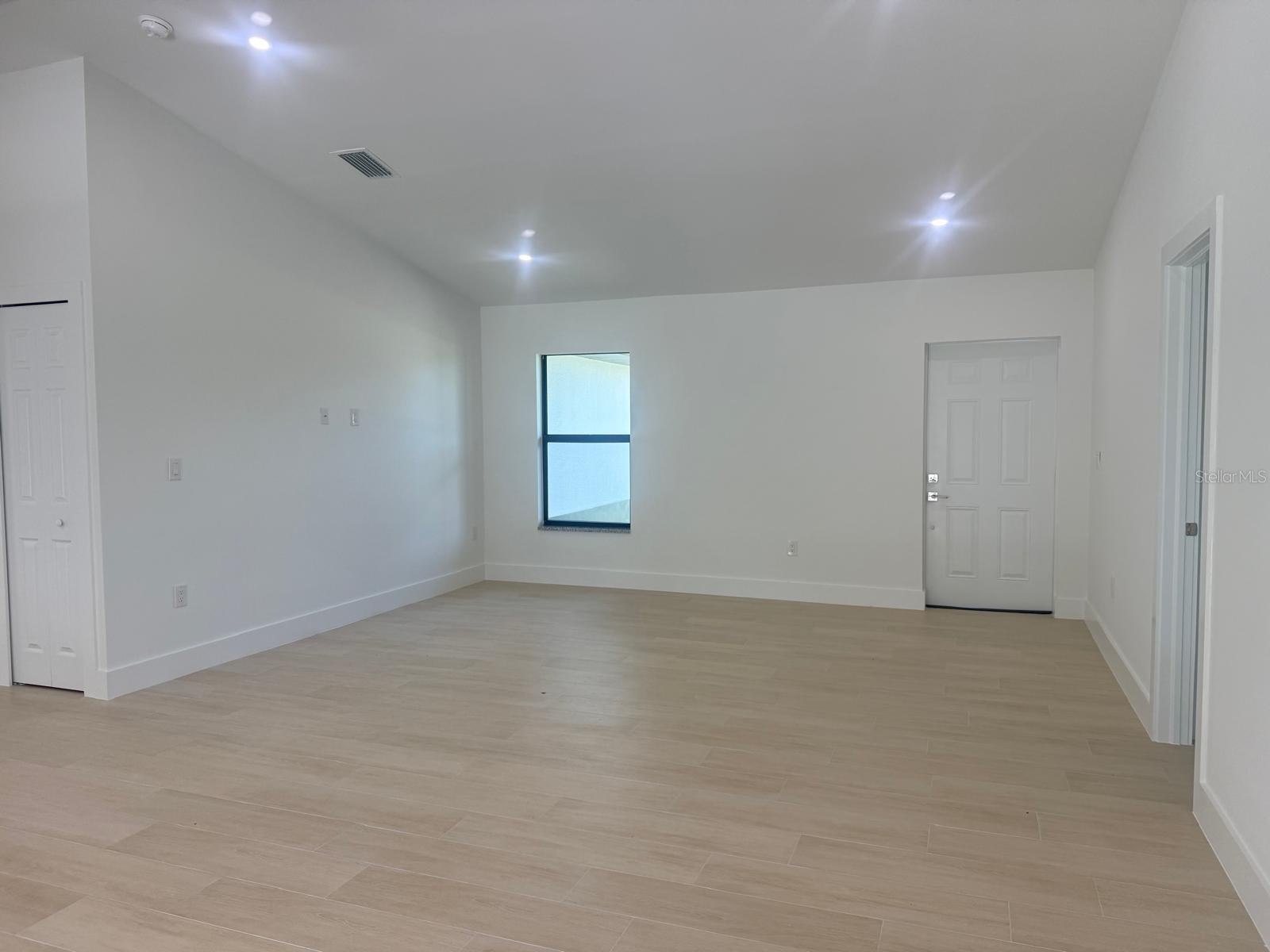8285 Agate, Port Charlotte, FL 33981