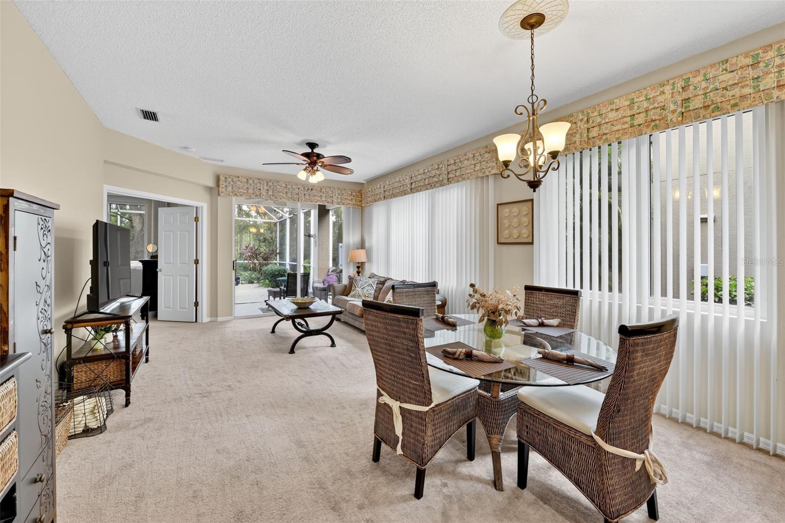 8512 54th Avenue, Bradenton, FL 34211