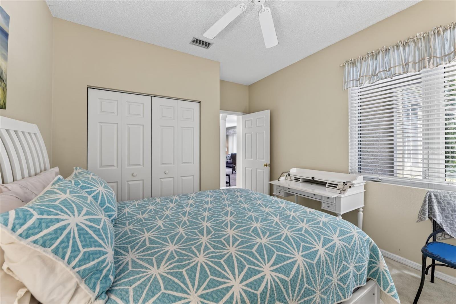 8512 54th Avenue, Bradenton, FL 34211