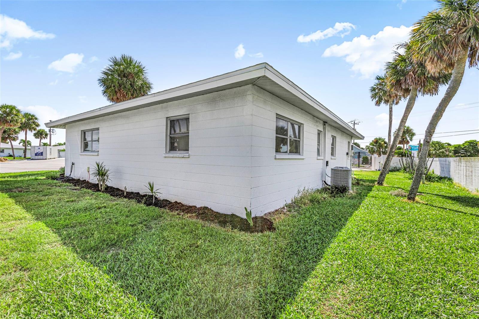 1 Pearl Unit 1, Englewood, FL 34223
