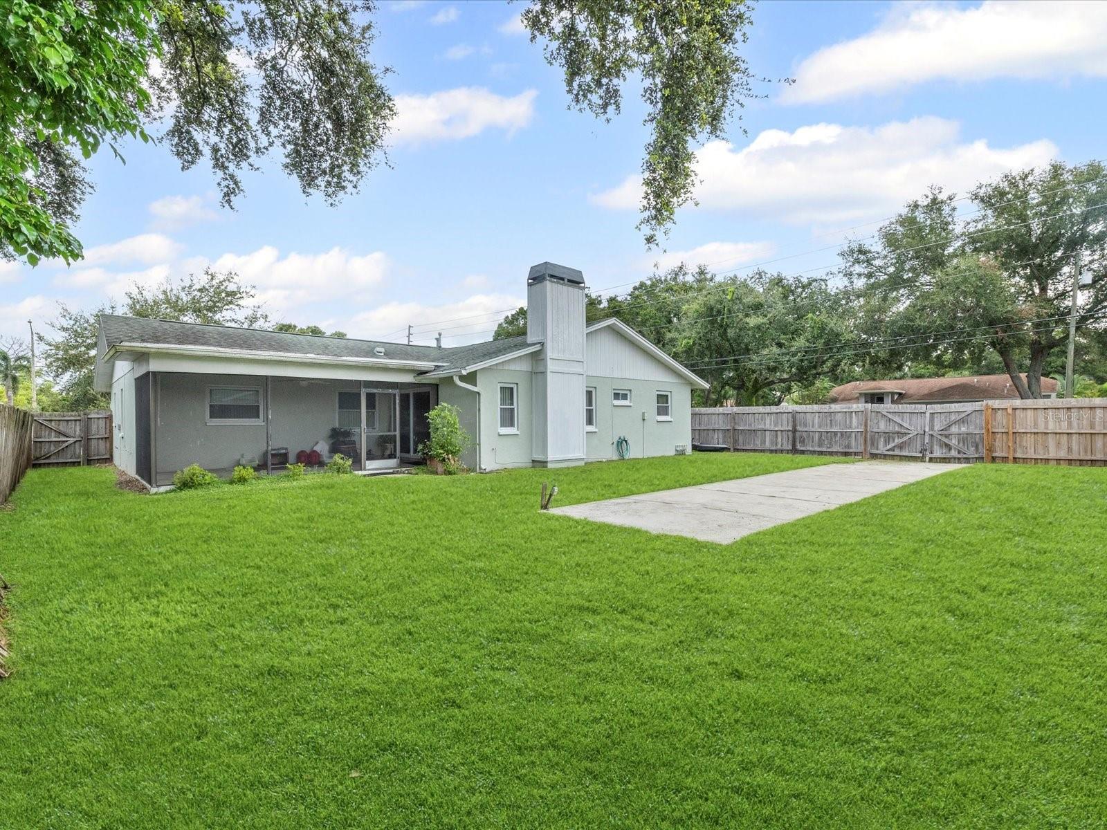 12595 93rd, Largo, FL 33773