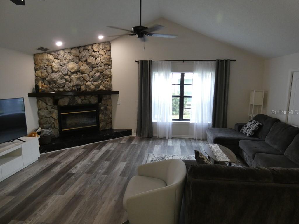6534 Foxmoor, Zephyrhills, FL 33542