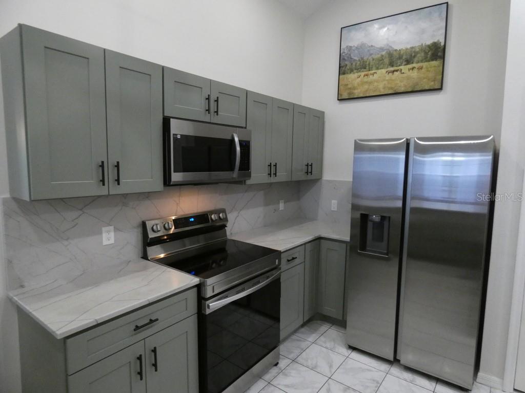 6534 Foxmoor, Zephyrhills, FL 33542