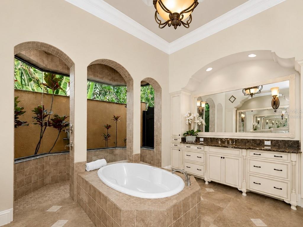 8305 Farington, Bradenton, FL 34202