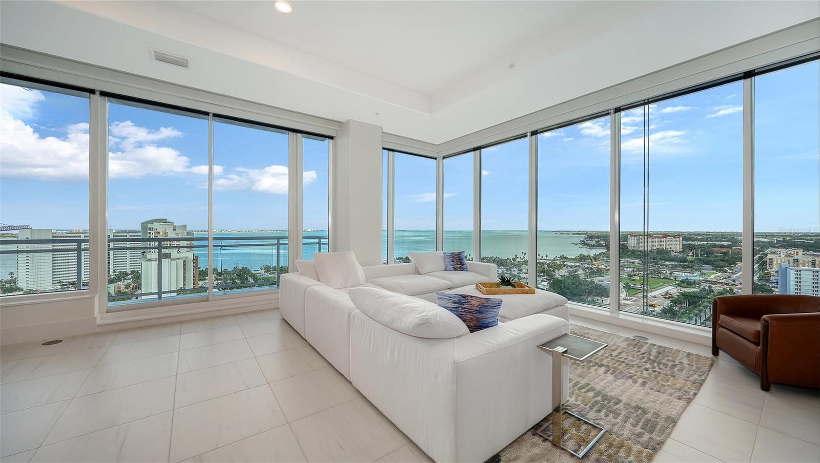 540 Tamiami Unit 1702, Sarasota, FL 34236