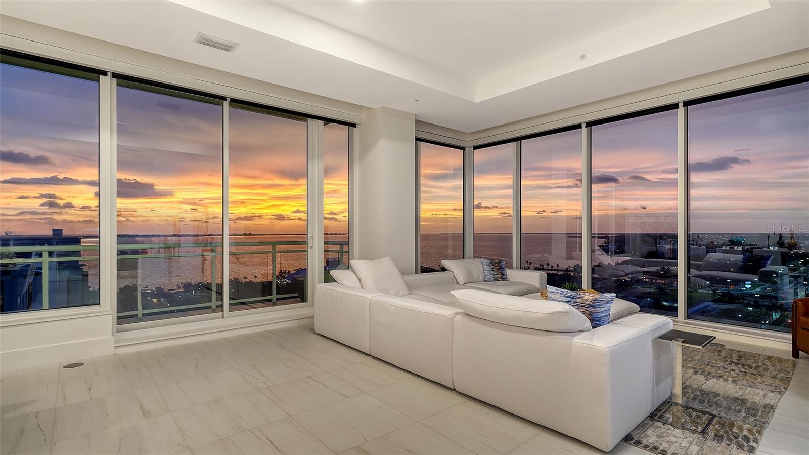 540 Tamiami Unit 1702, Sarasota, FL 34236