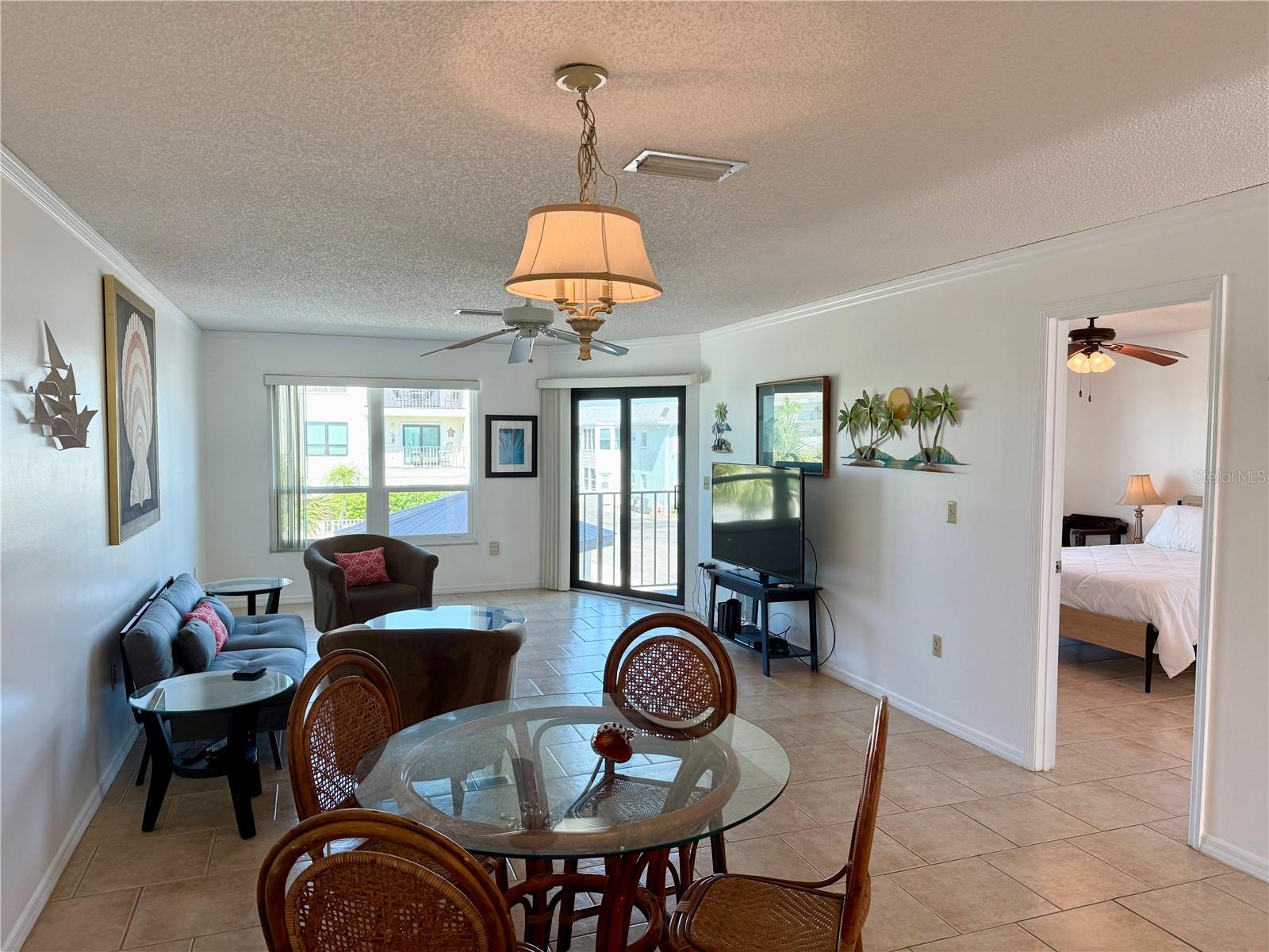 601 Gulf Unit 109, Bradenton Beach, FL 34217