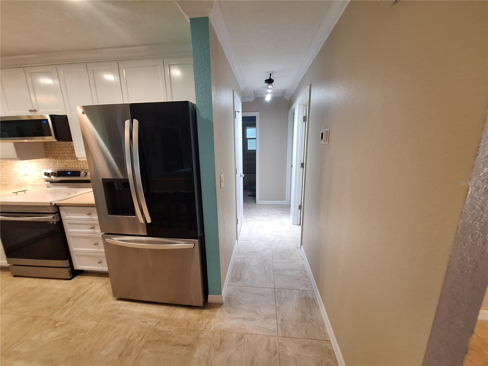 9613 Leeward, Largo, FL 33773
