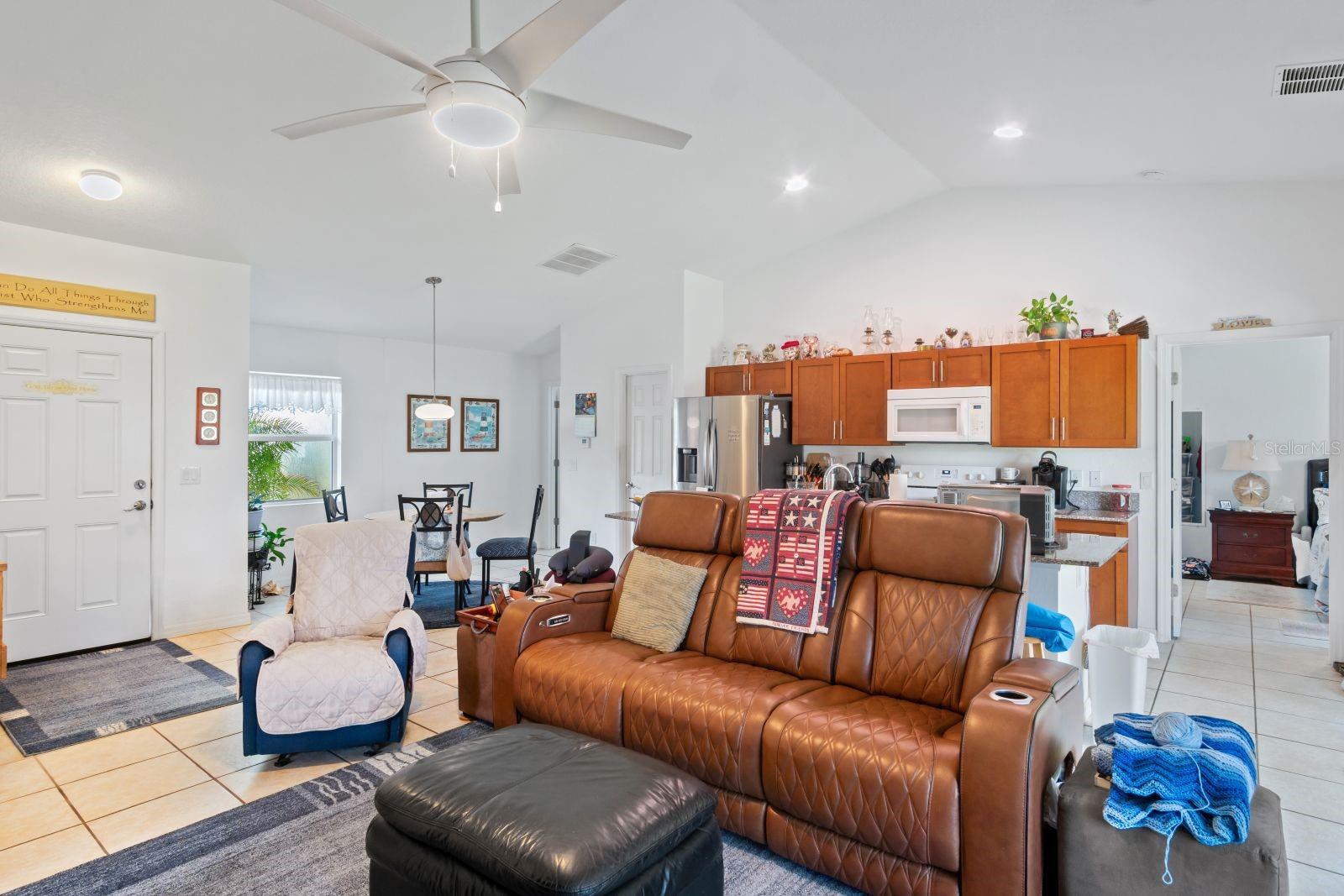 8232 Wawana, North Port, FL 34287