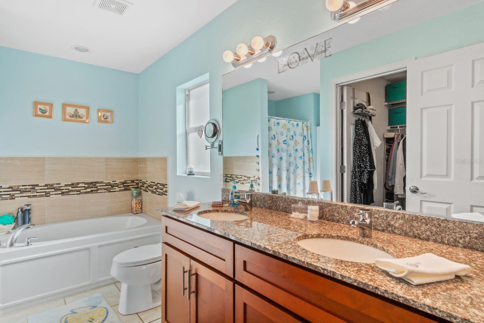 8232 Wawana, North Port, FL 34287