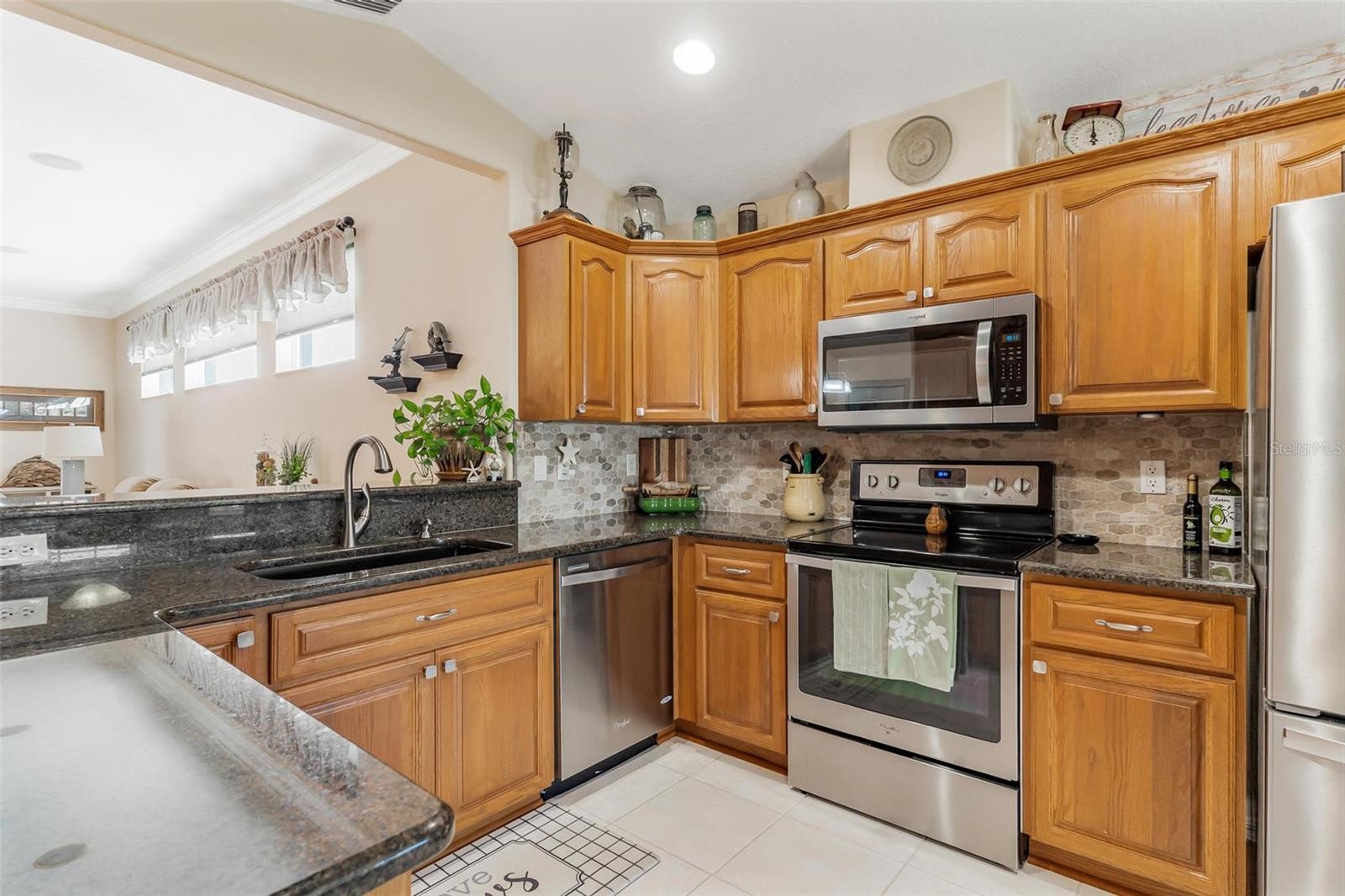 5486 Bounty, Tavares, FL 32778