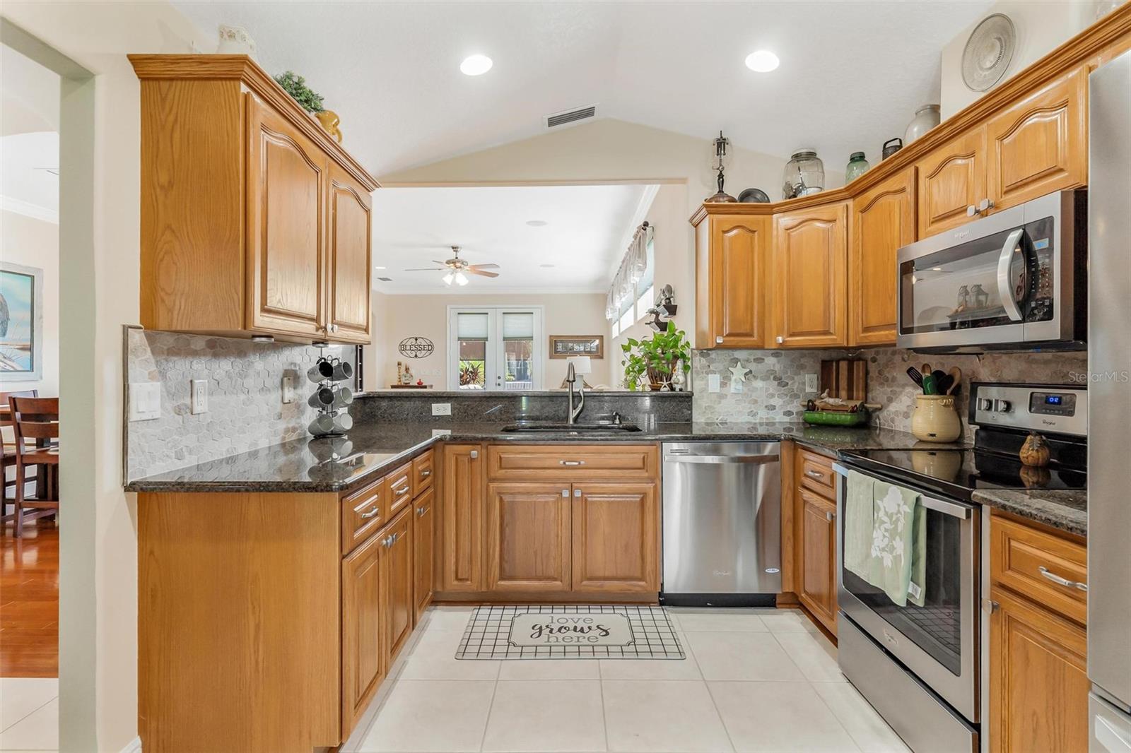 5486 Bounty, Tavares, FL 32778