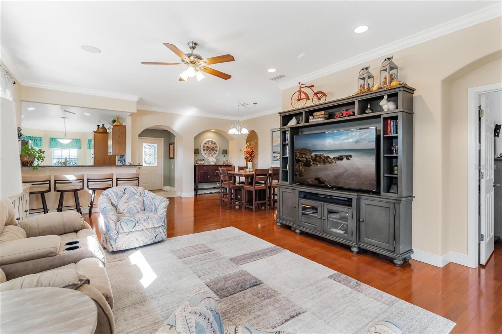 5486 Bounty, Tavares, FL 32778
