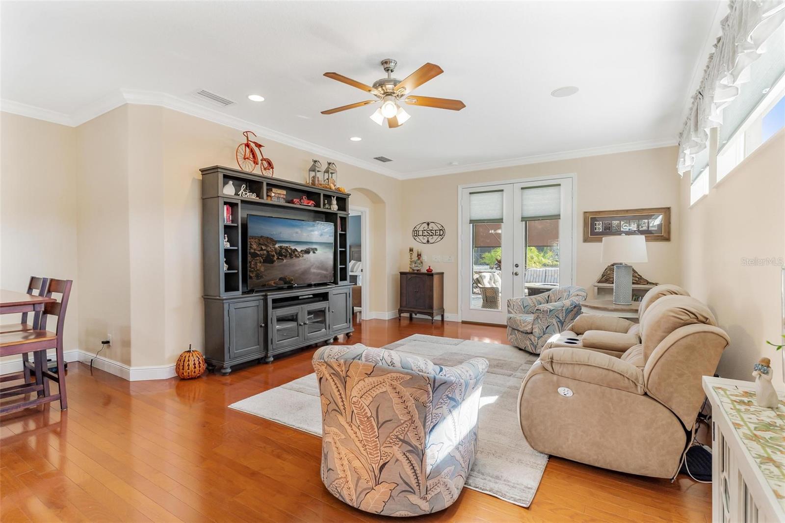 5486 Bounty, Tavares, FL 32778