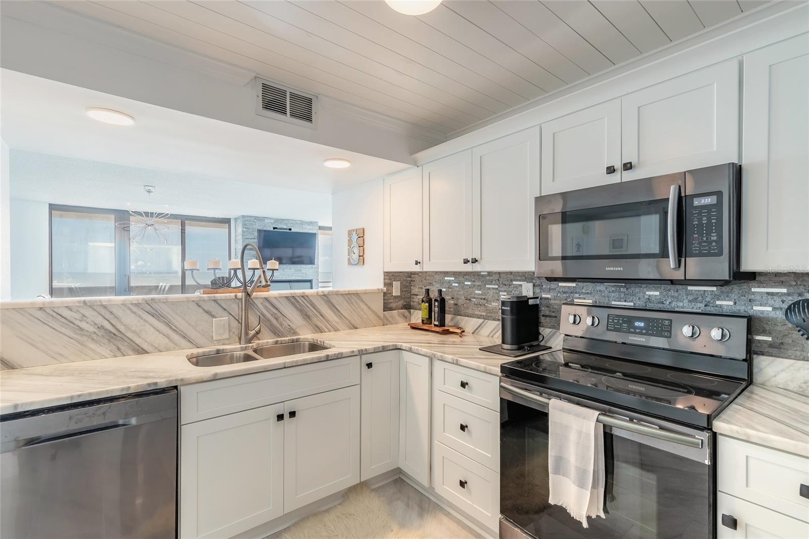 1420 Atlantic Unit 601, Daytona Beach, FL 32118
